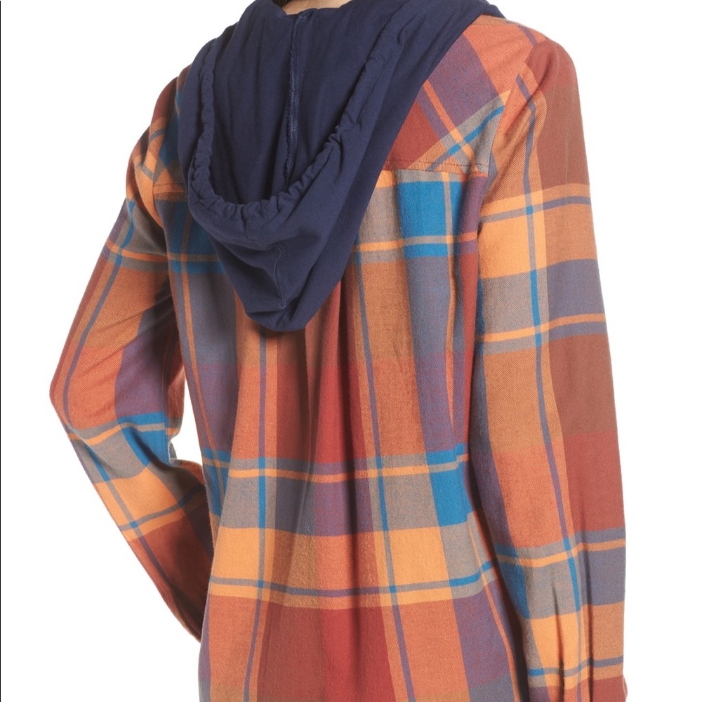 Hooded Button down - Picture 5 of 7